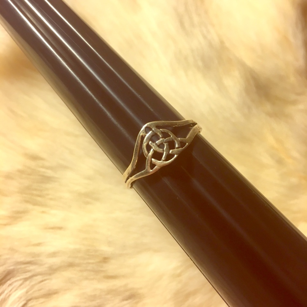 Sterling Silver Celtic Love Knot Ring
